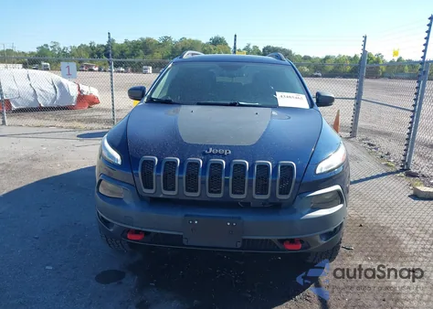 2018 Jeep Cherokee Trailhawk 4X4 from USA, damaged, VIN 1C4PJMBB0JD548009